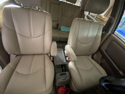 Universal Auto Interior & Upholstery Repair