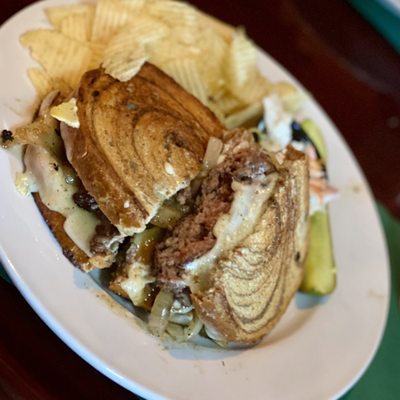 Patty melt - flavorless and overcooked