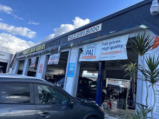 Purrfect Auto Service garage, front. Faces Whittier Blvd. on the Southeast corner at Cypress.