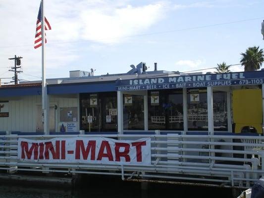 Only mini-mart on the water in Newport Harbor