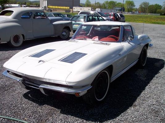 1963 Corvette at Muncy Restoration Works