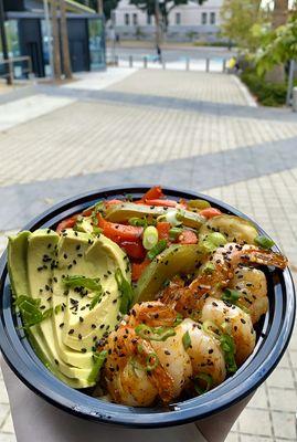 Sweet Chili Shrimp w/ Grilled Veggies & Avocado