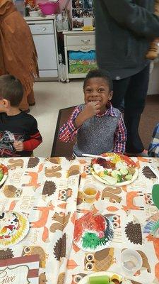 Thanksgiving feast at school