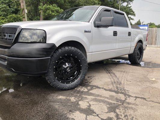 Truckin, Ford,A/T, M/T, wheels