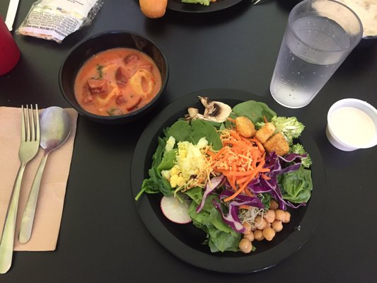 Who doesn't like to make their own salad? Picked all my favorite toppings.