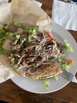 Lamb gyro add lettuce