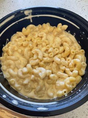 Bland macaroni and cheese...looks nothing like their photo.