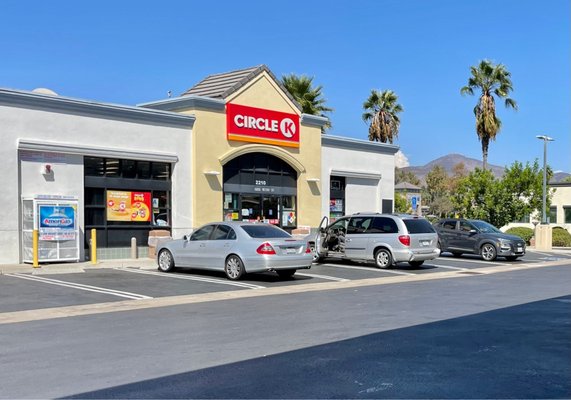 Outside: View of the store while pump gas