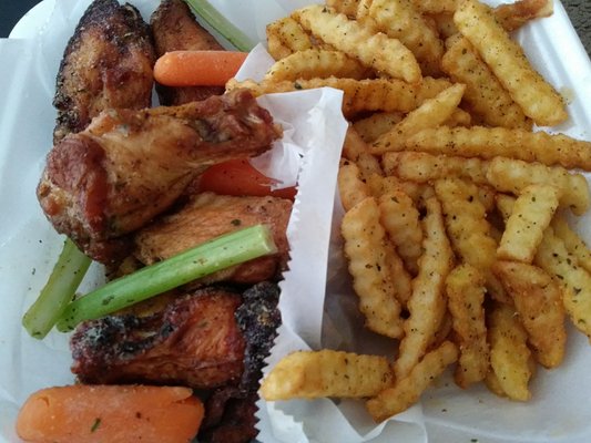 Ranch flavored wings and seasoned fries