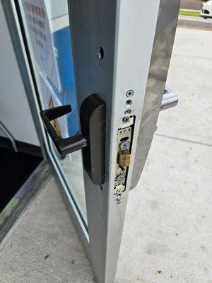 Assa abloy model 3090