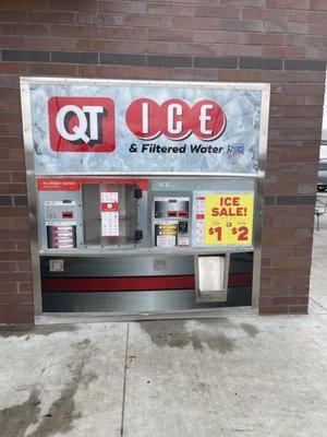 Great outdoor ice setup. Awesome prices.