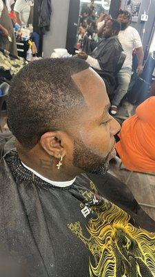 Ba Blendz Barbershop 678-396-3570