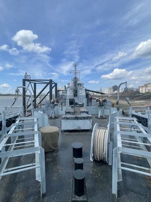 Stern view of USS Kidd