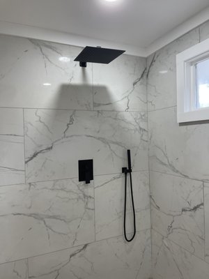 Shower installation