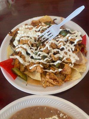 Chicken fajitas nachos