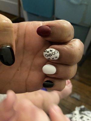 The worst mani ever, every single nail is uneven