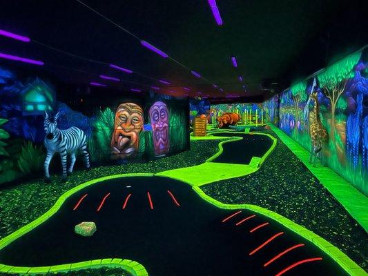 Black light mini golf