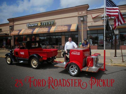 '28 Ford Roadster Pickup. '38 Coca-Cola hotrod Trailer