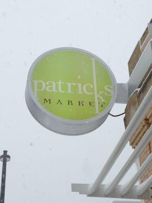 Main sign, corner of 15th  & Howard Streets.