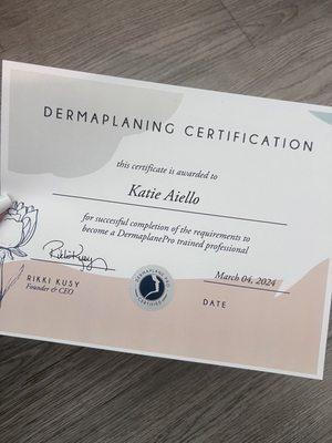 Dermaplane facial certification