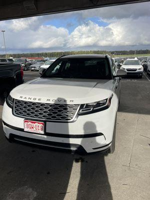 Land Rover Range Rover windshield replacement