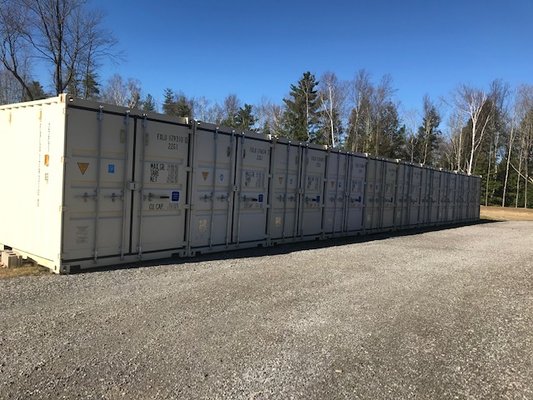 We have new storage unit rentals in the charming location of Mendon, VT. There is 24 hour surveillance for the safety of your valuables.