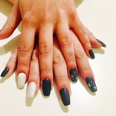 Katie is offering a Shellac Manicure for only $25 until Christmas!!! Get your nails holiday ready
 719-447-9007