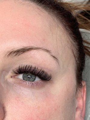 Volume lashes