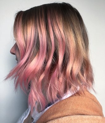 Bubble gum pink balayage ombré and textured bob haircut