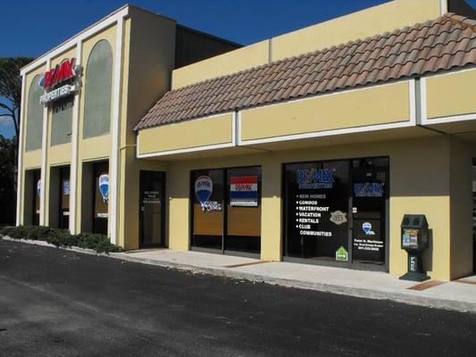 Offices in Jupiter in Town Center Plaza.