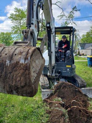 Surgical precision with the bucket