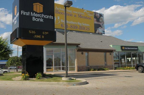 First Merchants Bank