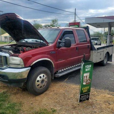 Leticias Tow Trucks