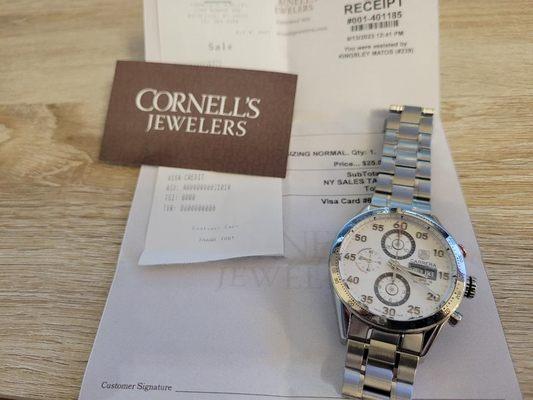 For 5 minutes of of work (link removal) Manns jewelers lost a long time customer (And they don't care). Cornells gained a customer for life.