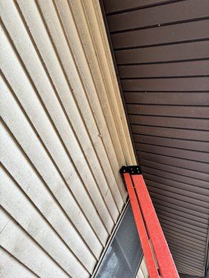 Soffit repair from wind damage