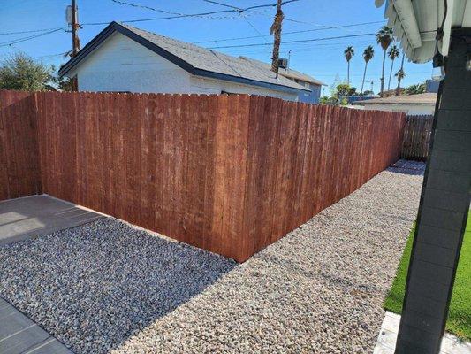 Privacy fence install