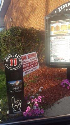 This Jimmy John's actually has a drive-thru, I've never seen it before and it is such a great idea !!!!!