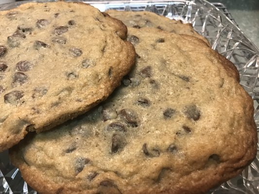 Jumbo Chocolate chip cookies