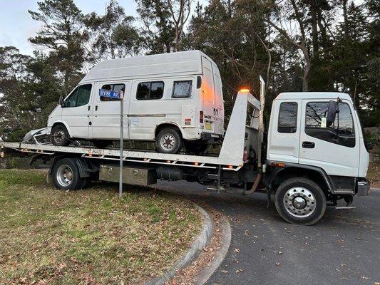 vehicle towing company