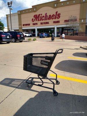 Cute shopping cart!