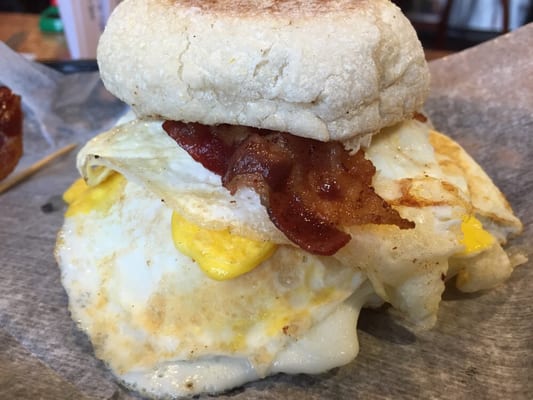 Breakfast sandwich