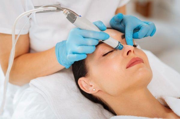 Hydrafacial Does not have a Type! Can help with an array of concerns!