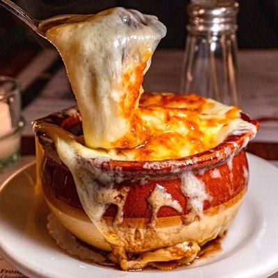 French Onion Soup - IG: allie_eats_world