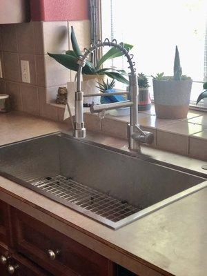 Kraus 33 inch drop in sink with Aimadi faucet installed by Everson Plumbing courtesy of Joe Welk