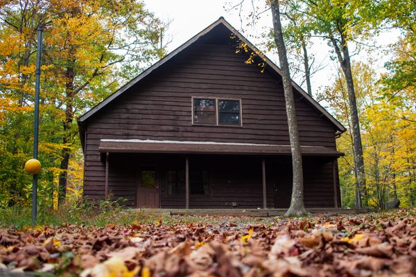 "The Barn" is a lodging option located in our Wilderness Camp area. Seven bedrooms, sleeping a maximum of 36 people, are located upstairs.