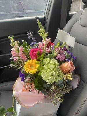 beautiful colorful bday bouquet