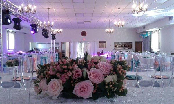 Shades of Pink Centerpiece