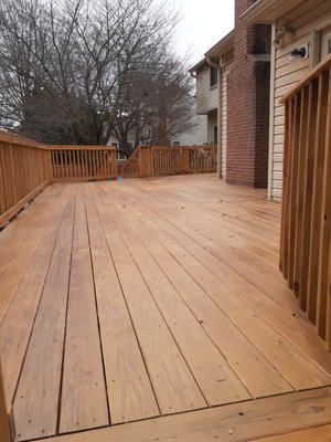 Deck Reno