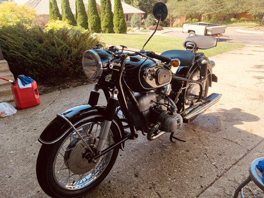 BMW Motorcycle service.. 1950s 2000.