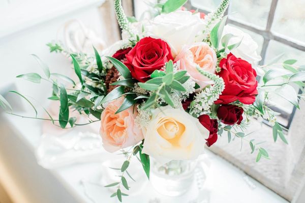 My wedding bouquet (photo by Samantha Parkes Photography)